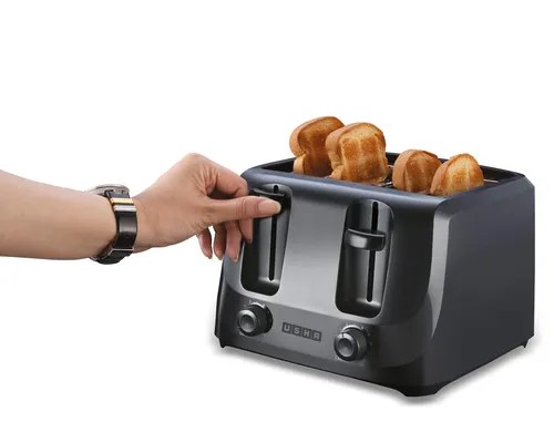 Usha POP-UP Toaster 1400 Watts iChef 4 Slice ITOAST With Automatic bread centering Black